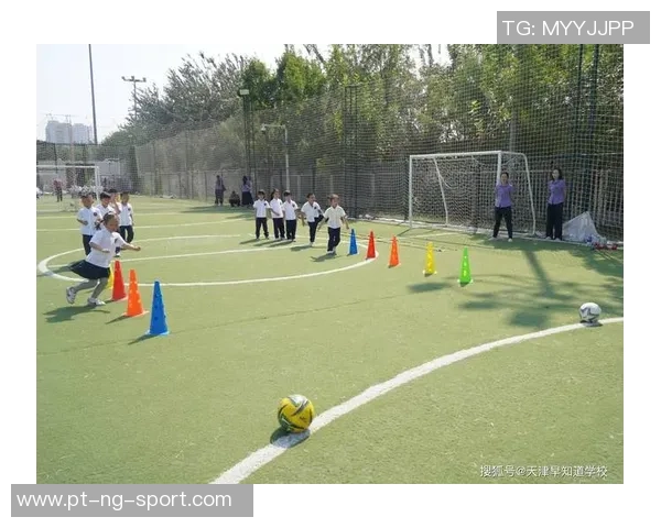 小学校园足球特色发展探索与实践路径研究促进学生全面素质提升 小学校园足球特色发展探索与实践路径研究促进学生全面素质提升