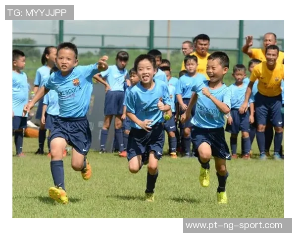 巴塞罗那足球训练服的选择与搭配技巧分享